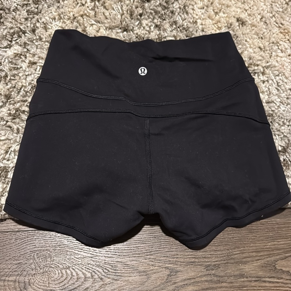 Lululemon - Picture 2 of 2